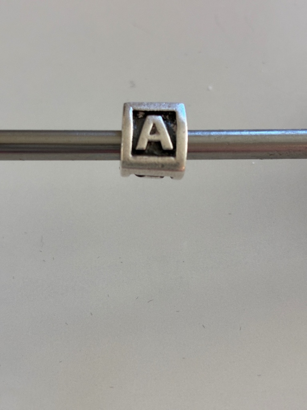 AUTHENTIC  PANDORA BEAD